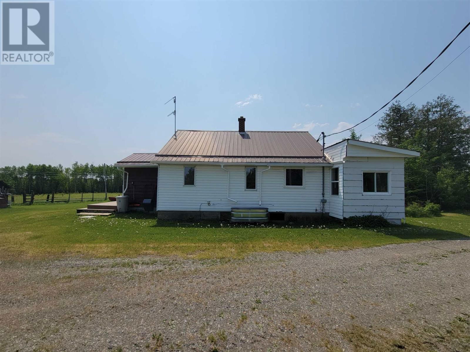 870 MCDIARMID RD Image 26