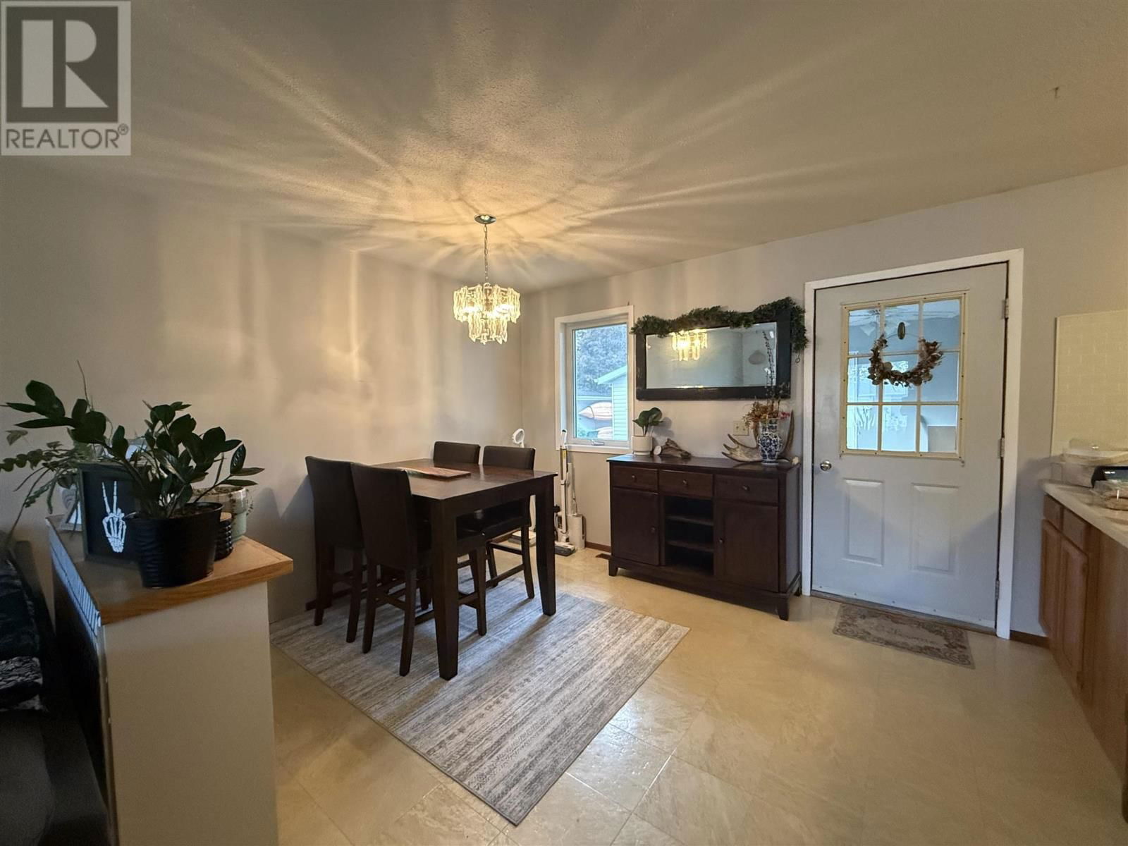 6 SKILLEN CRES Image 3