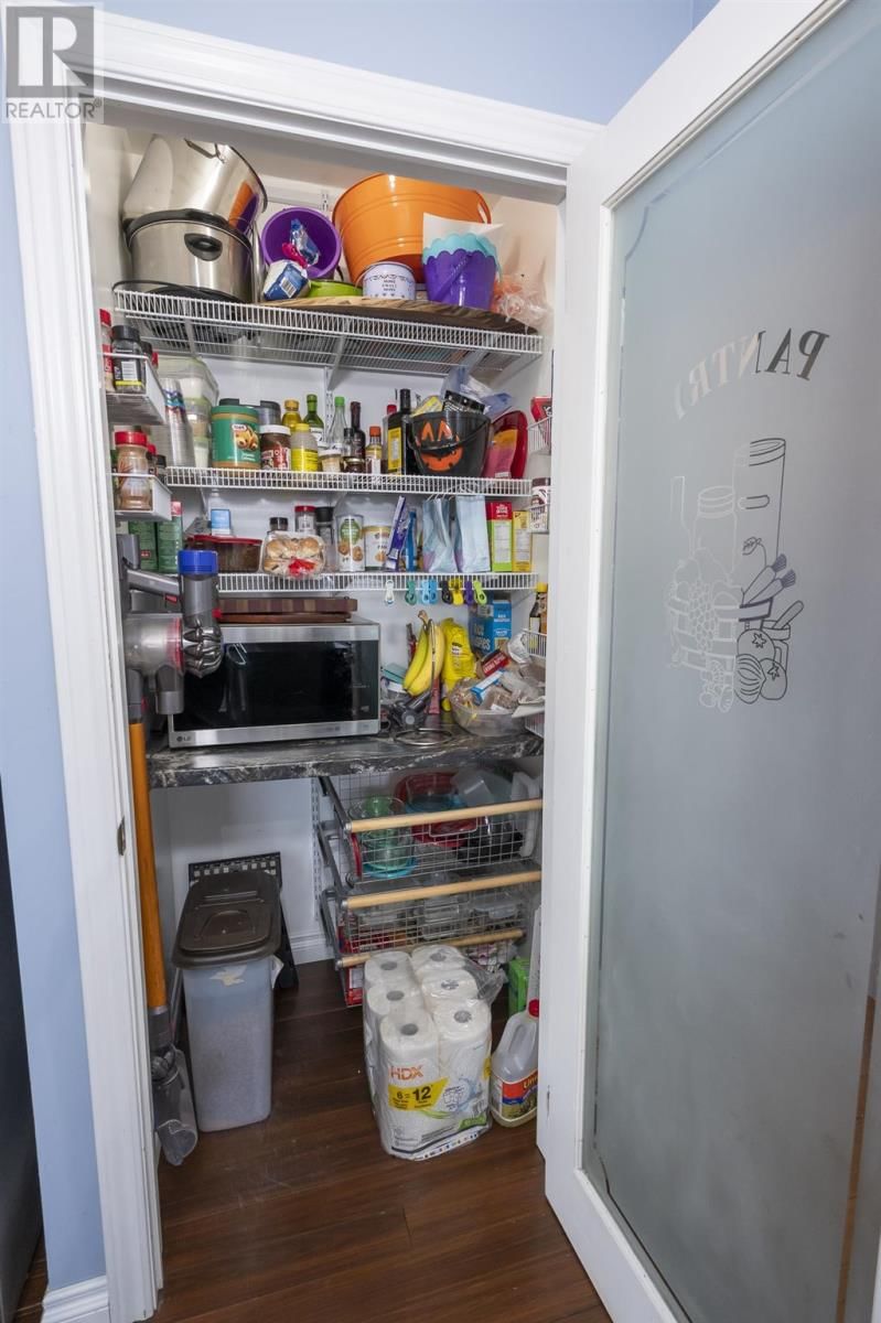 612 ROSEWOOD CRES Image 13