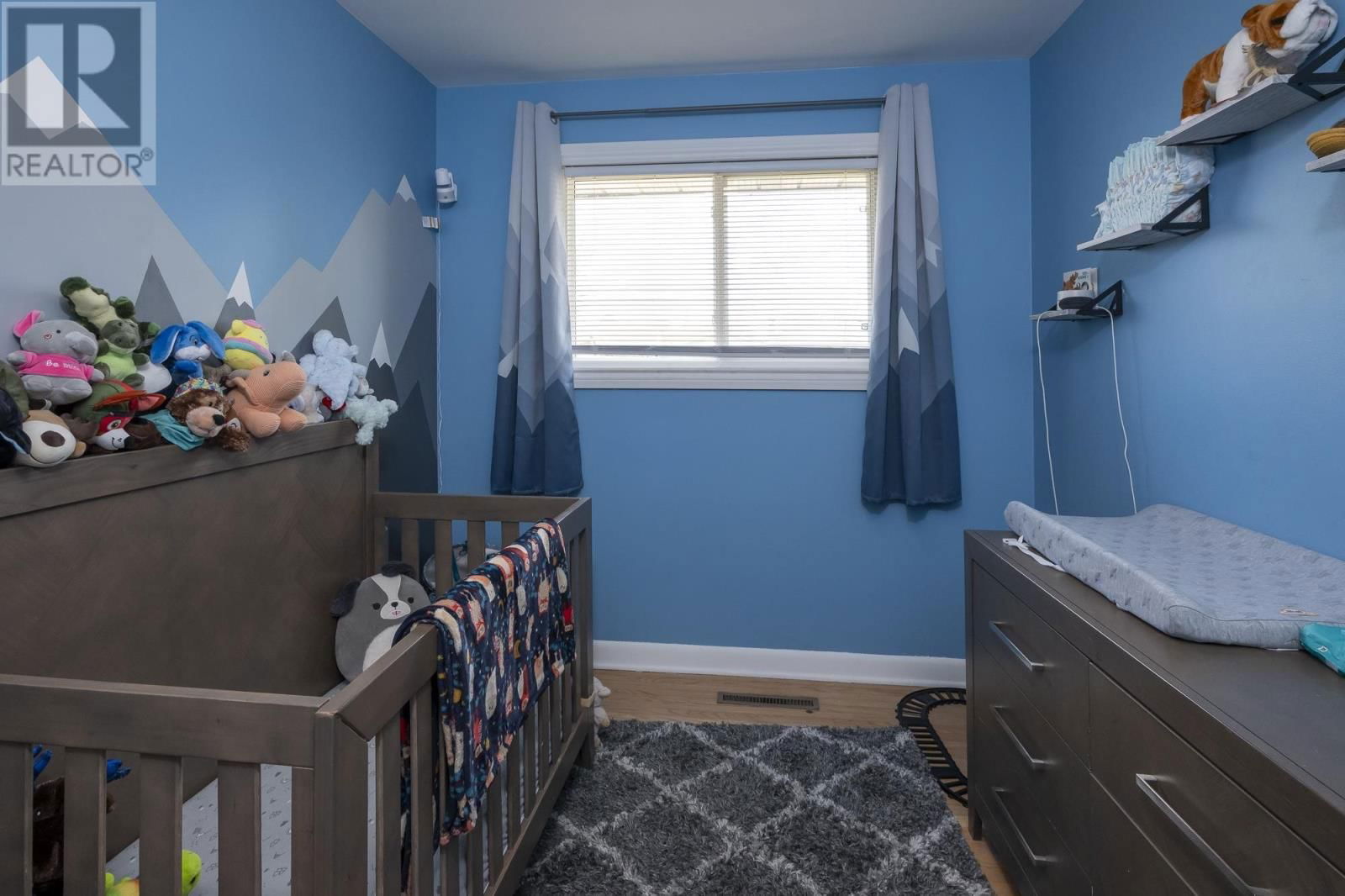 612 ROSEWOOD CRES Image 15
