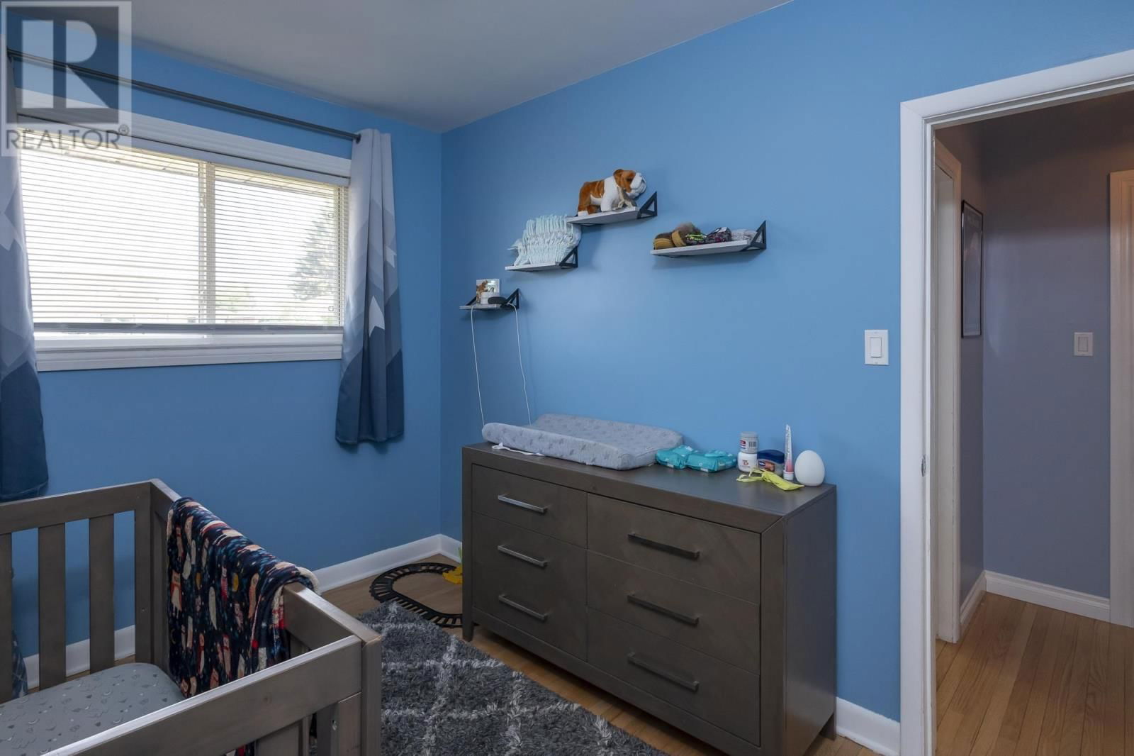 612 ROSEWOOD CRES Image 16