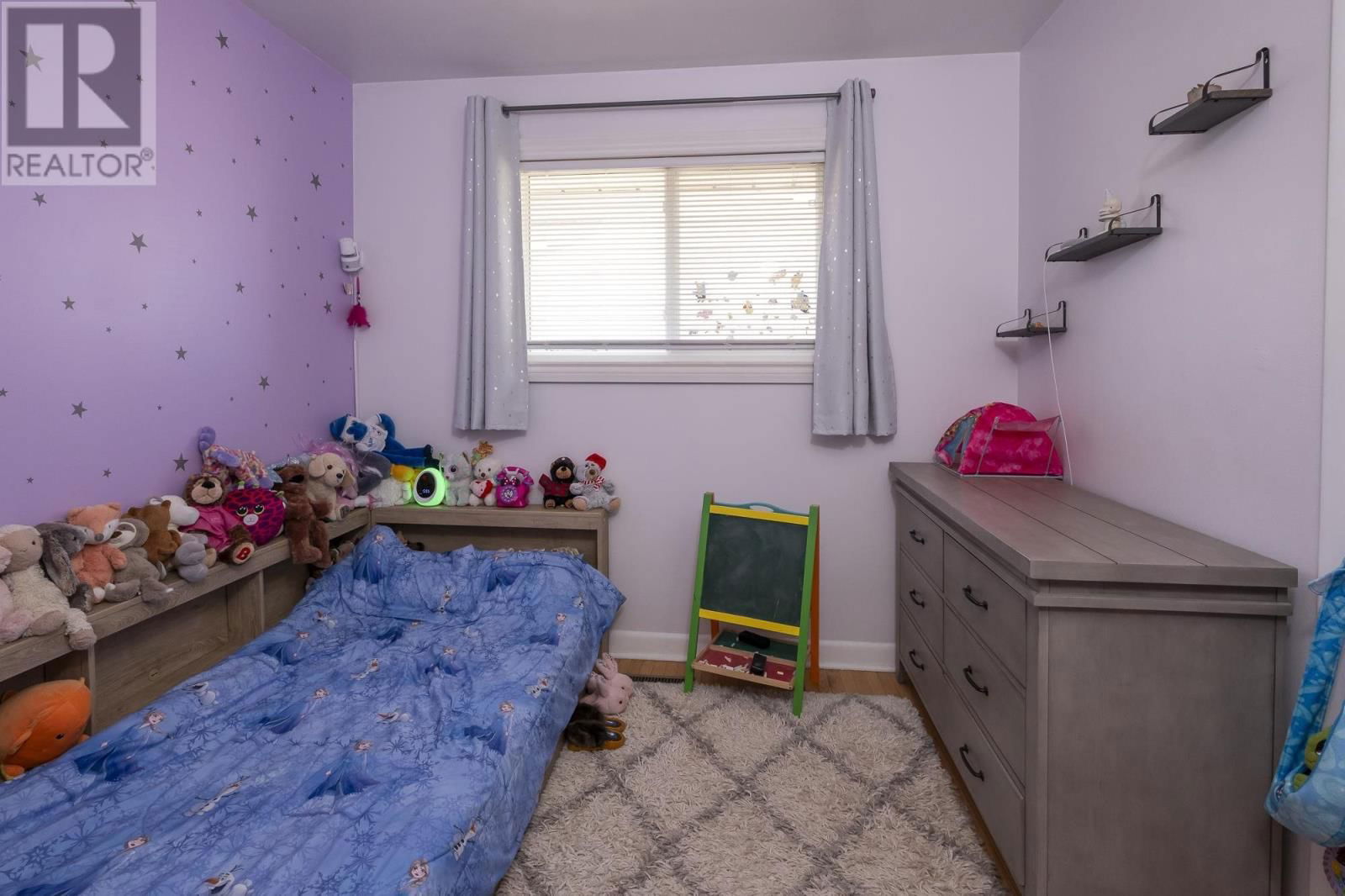 612 ROSEWOOD CRES Image 21