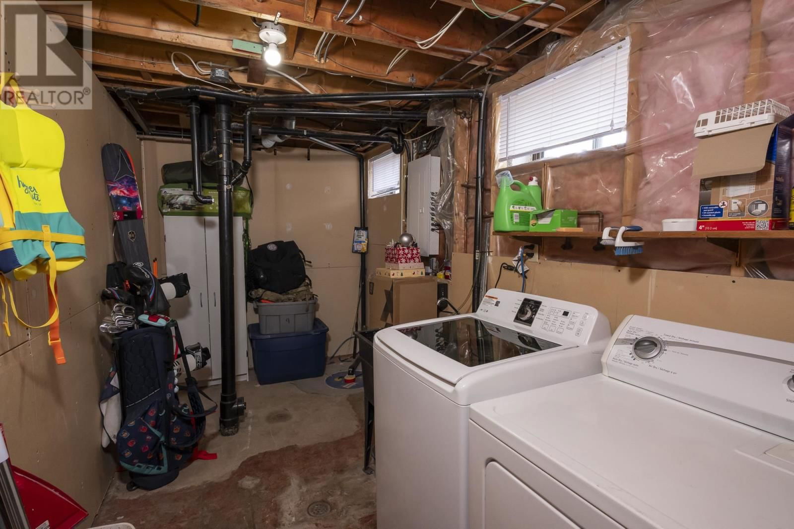 612 ROSEWOOD CRES Image 41