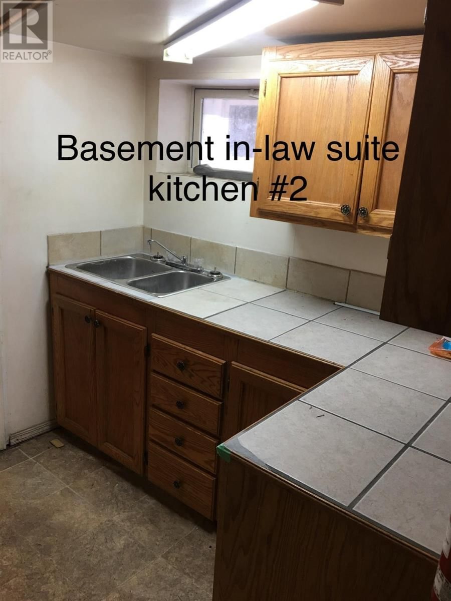 403 PRINCE ARTHUR BLVD Image 15