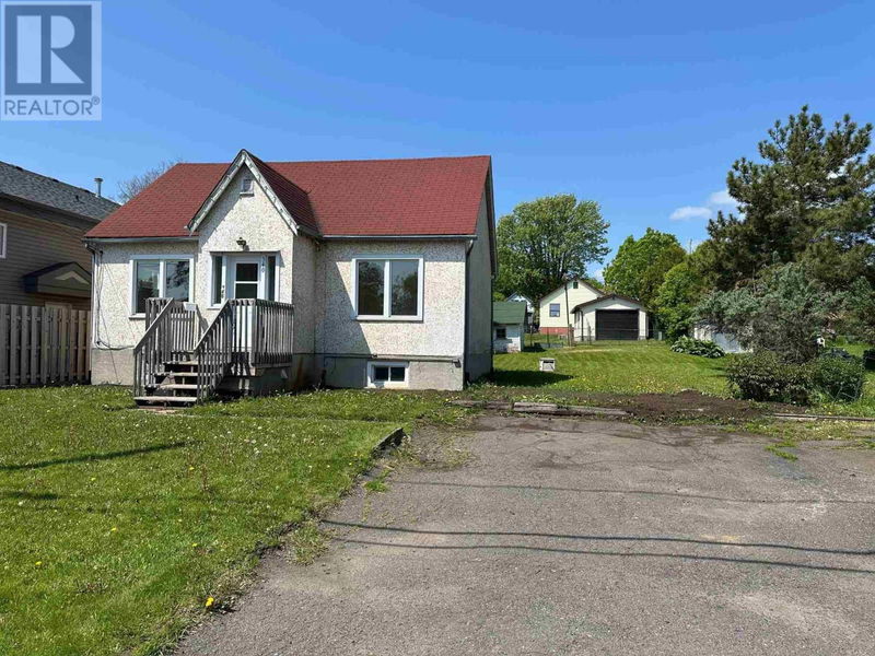 340 Hill St Thunder Bay, Ontario