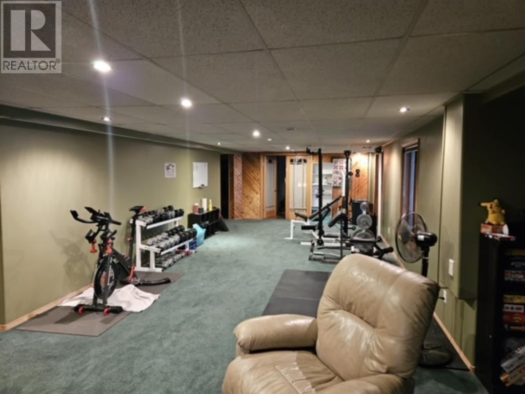 145 CEDAR POINT DR Image 15