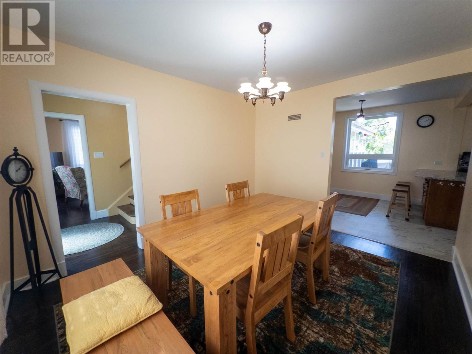 824 RIVER DRIVE Image 16