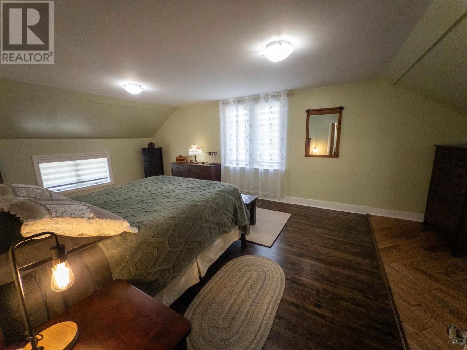 824 RIVER DRIVE Image 18