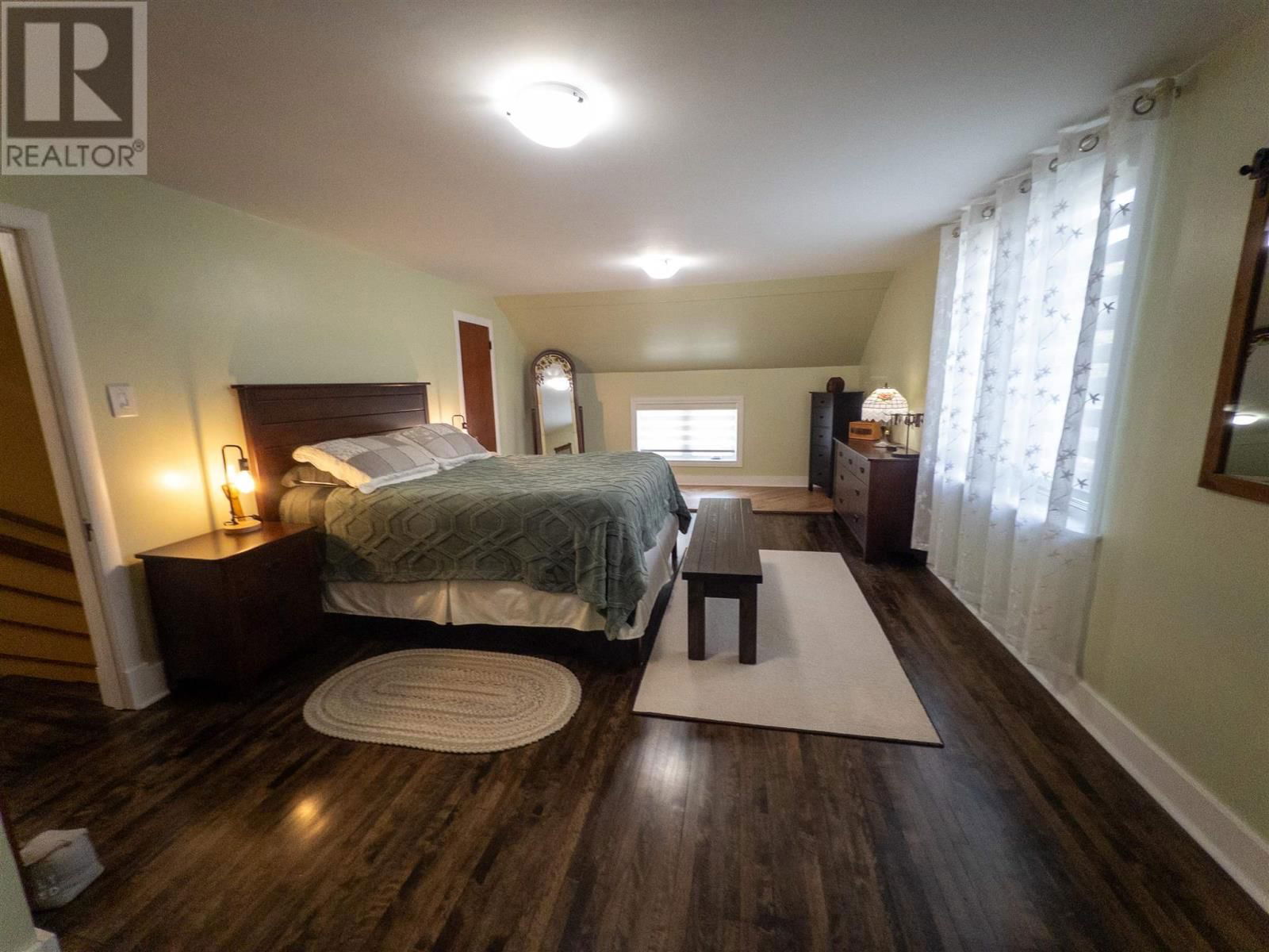 824 RIVER DRIVE Image 19