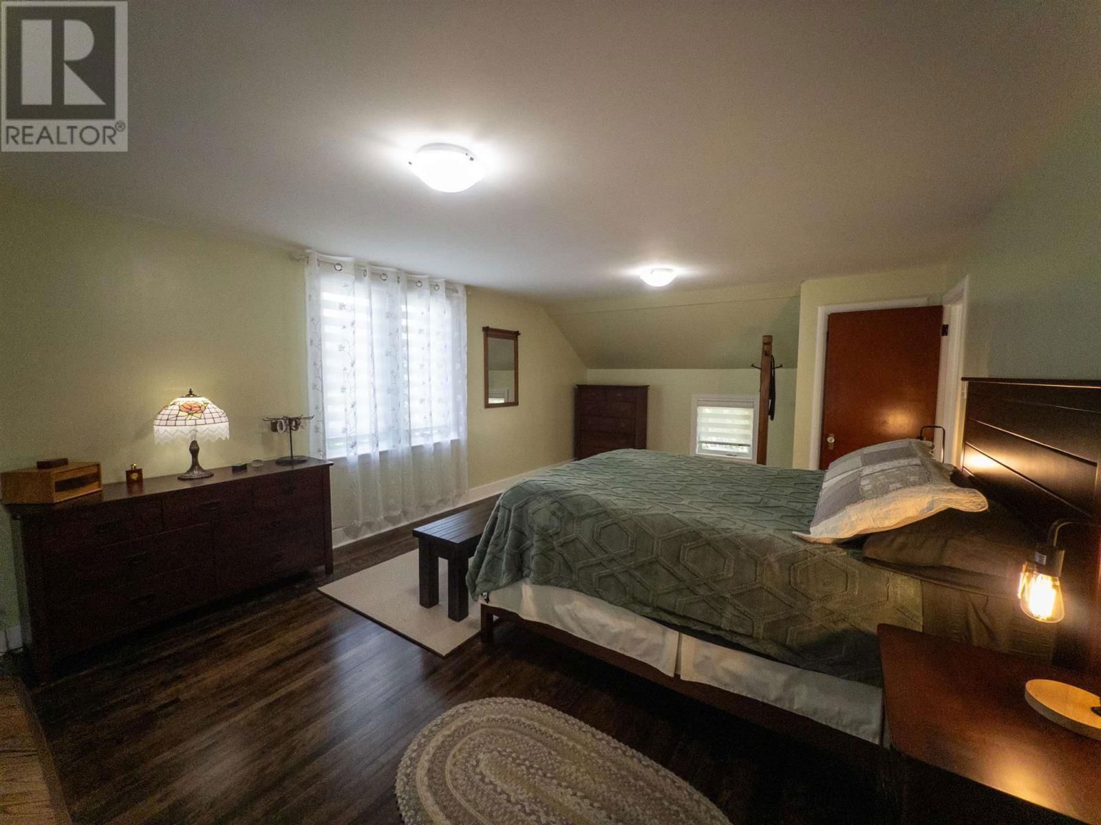 824 RIVER DRIVE Image 22