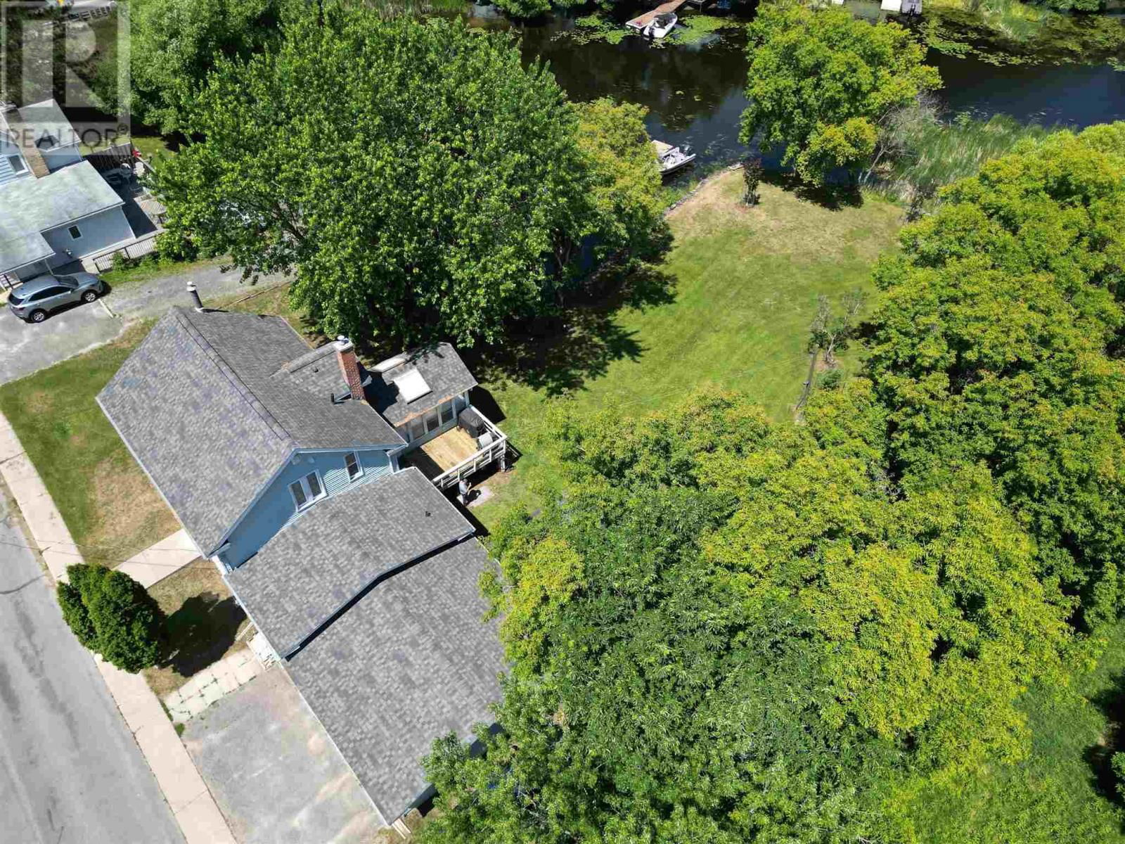 824 RIVER DRIVE Image 48