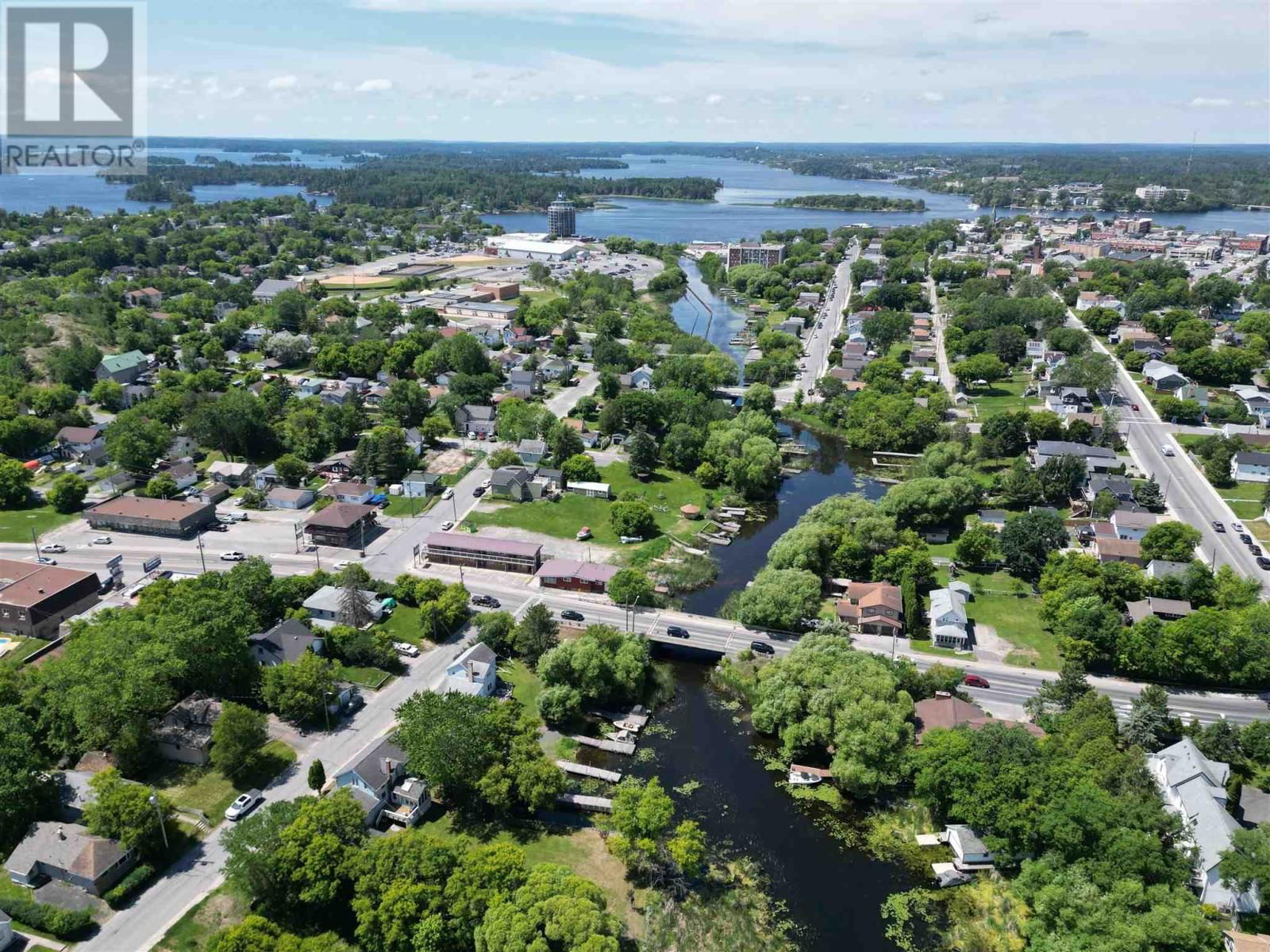 824 RIVER DRIVE Image 50