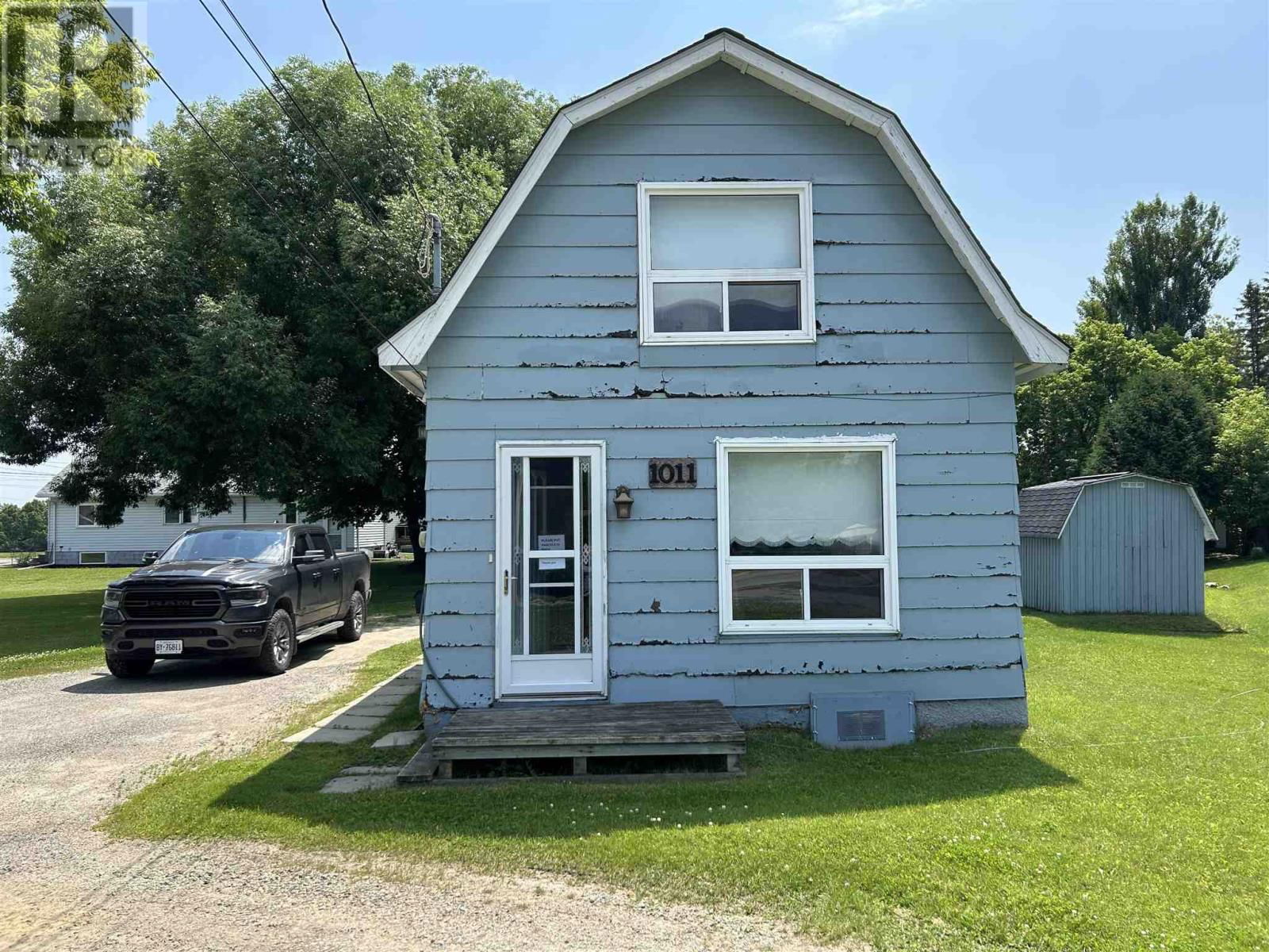 1011 SUNSET DR Image 1