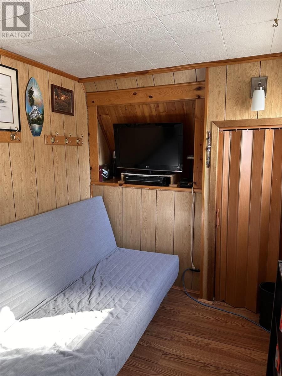 1011 SUNSET DR Image 19