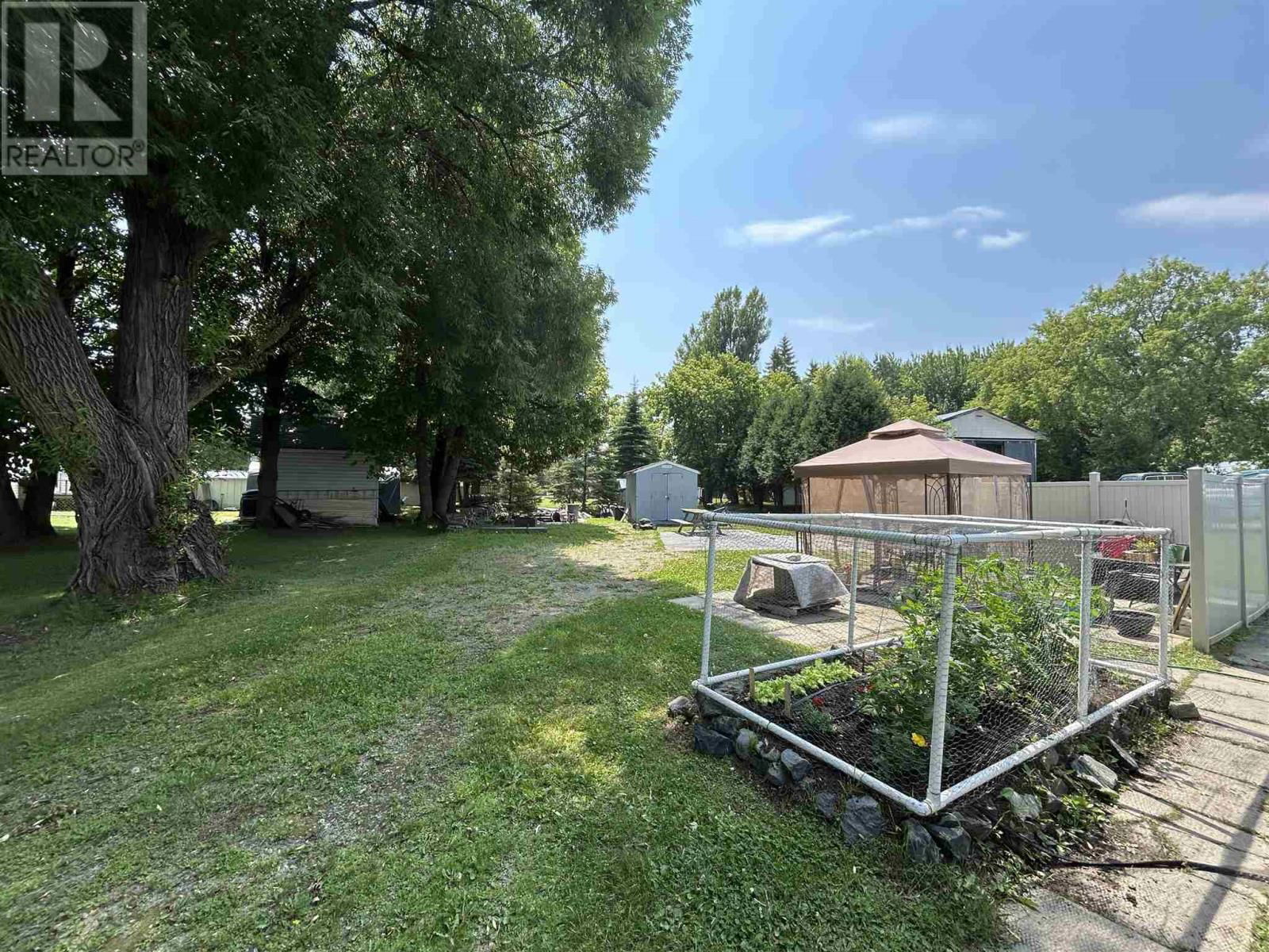 1011 SUNSET DR Image 25