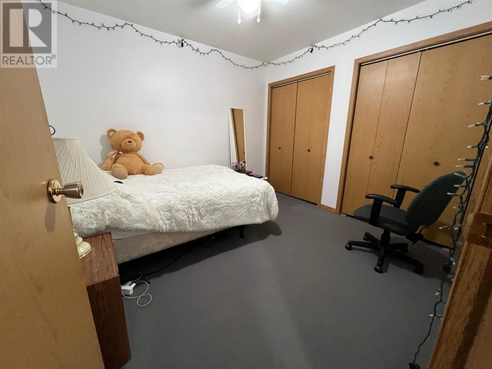 209 SECOND ST Image 22