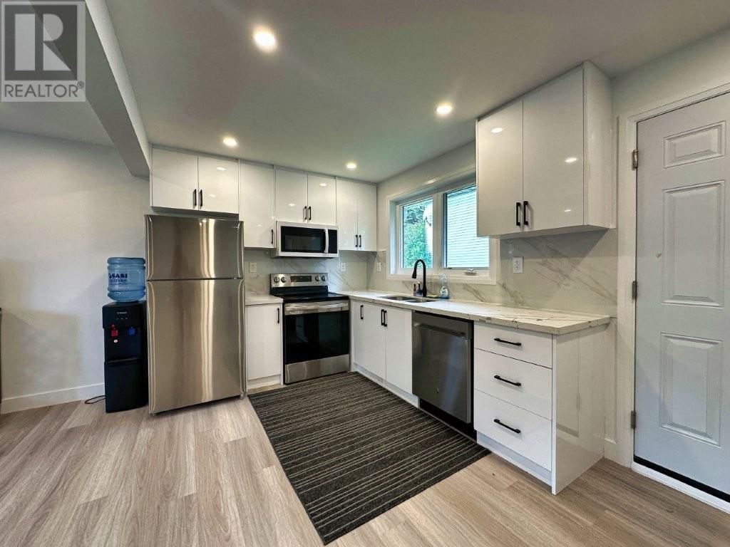 64 PARKWAY PLACE Image 18