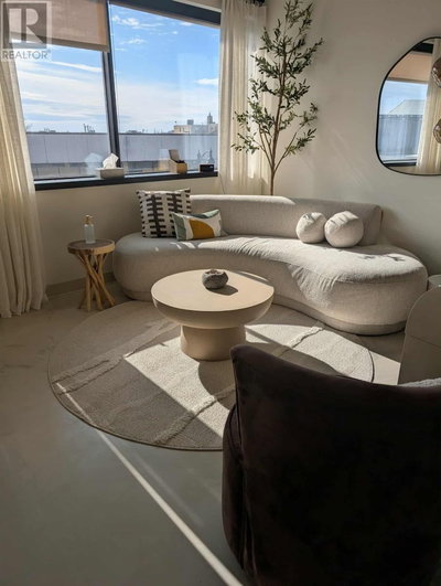 Image #1 of Commercial for Sale at 214 Red River, Thunder Bay, Ontario