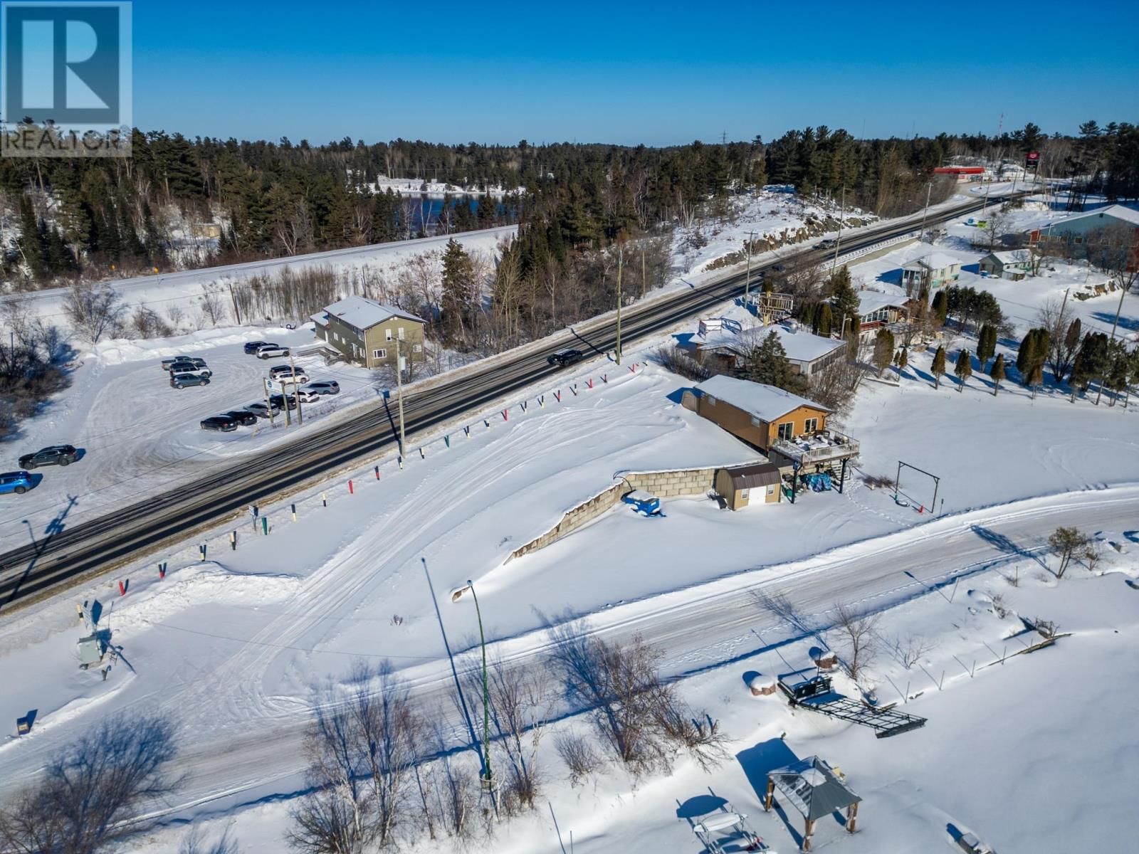 557 LAKEVIEW DRIVE Image 30