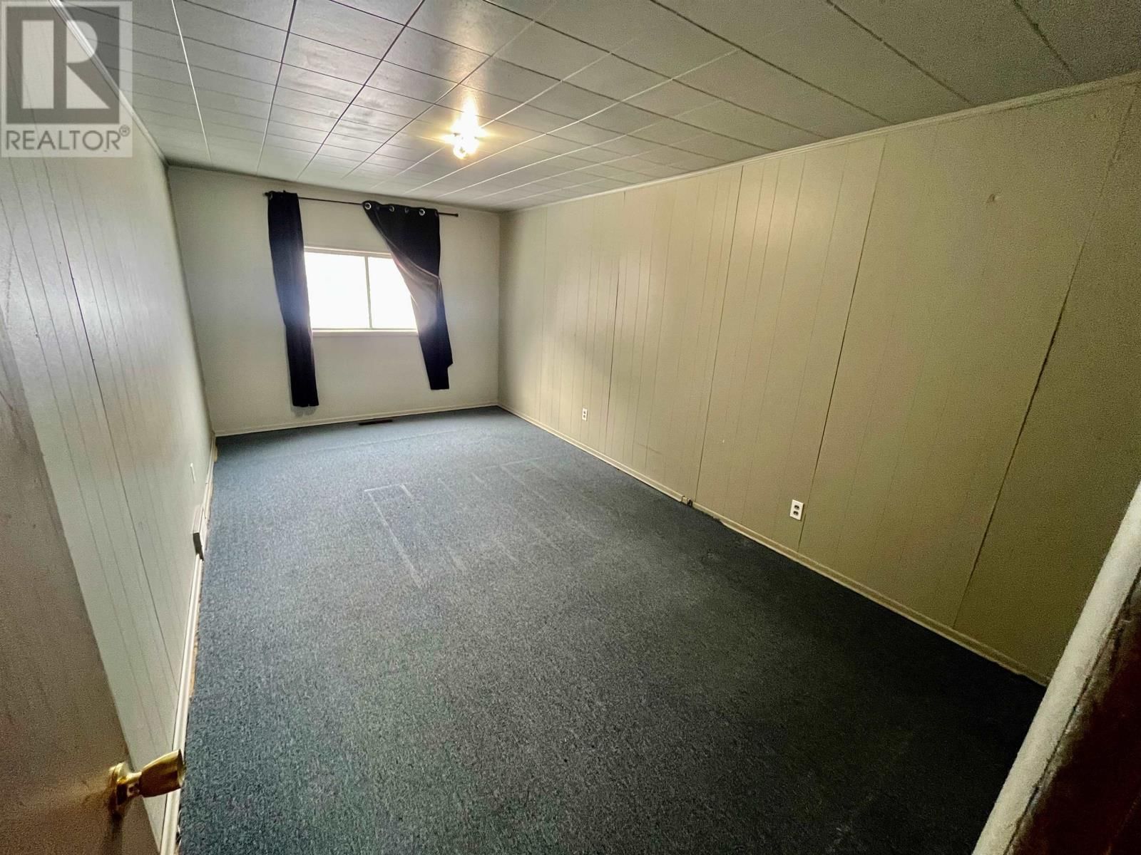 34 MACHIN AVE Image 12