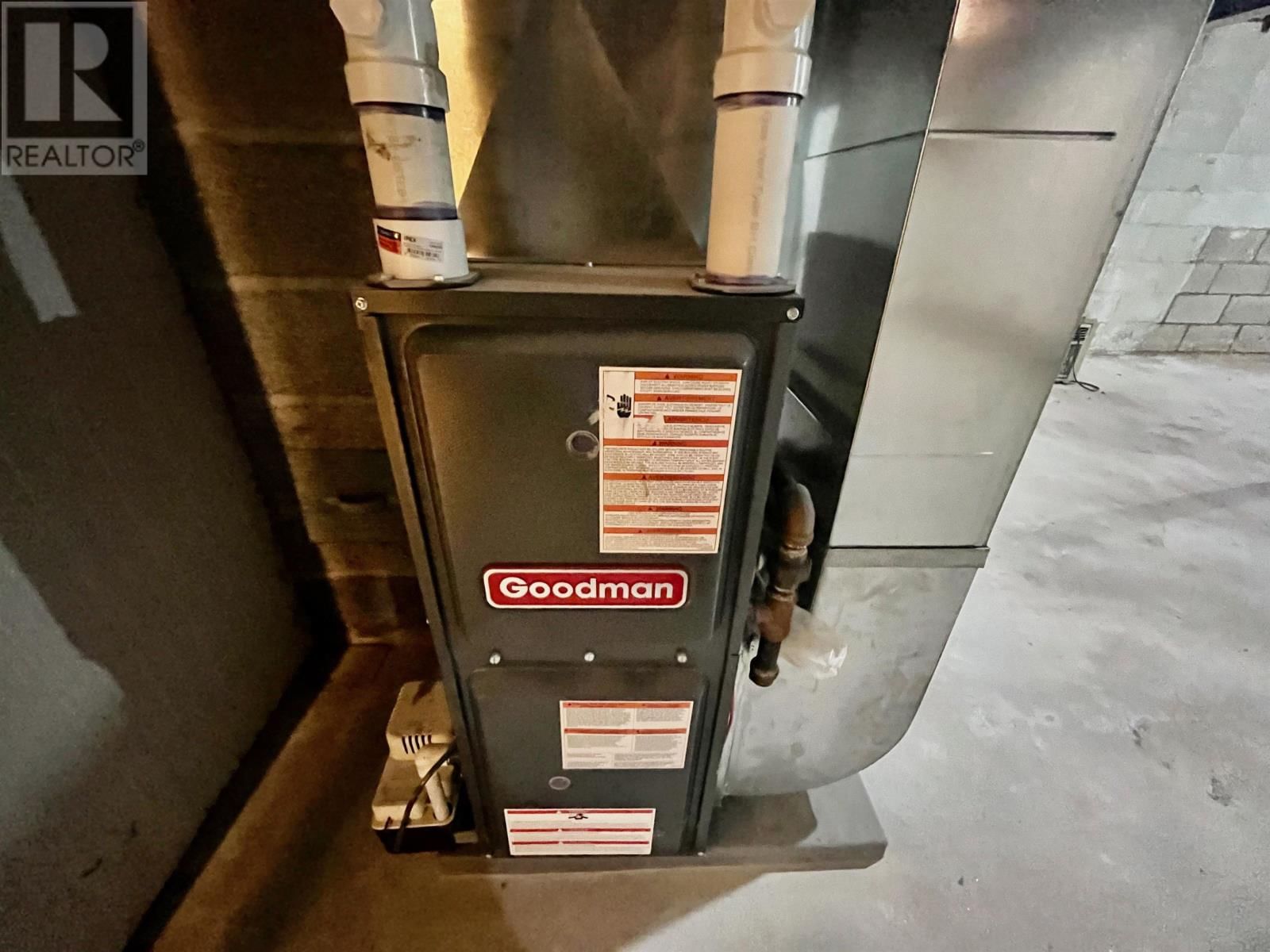 34 MACHIN AVE Image 20