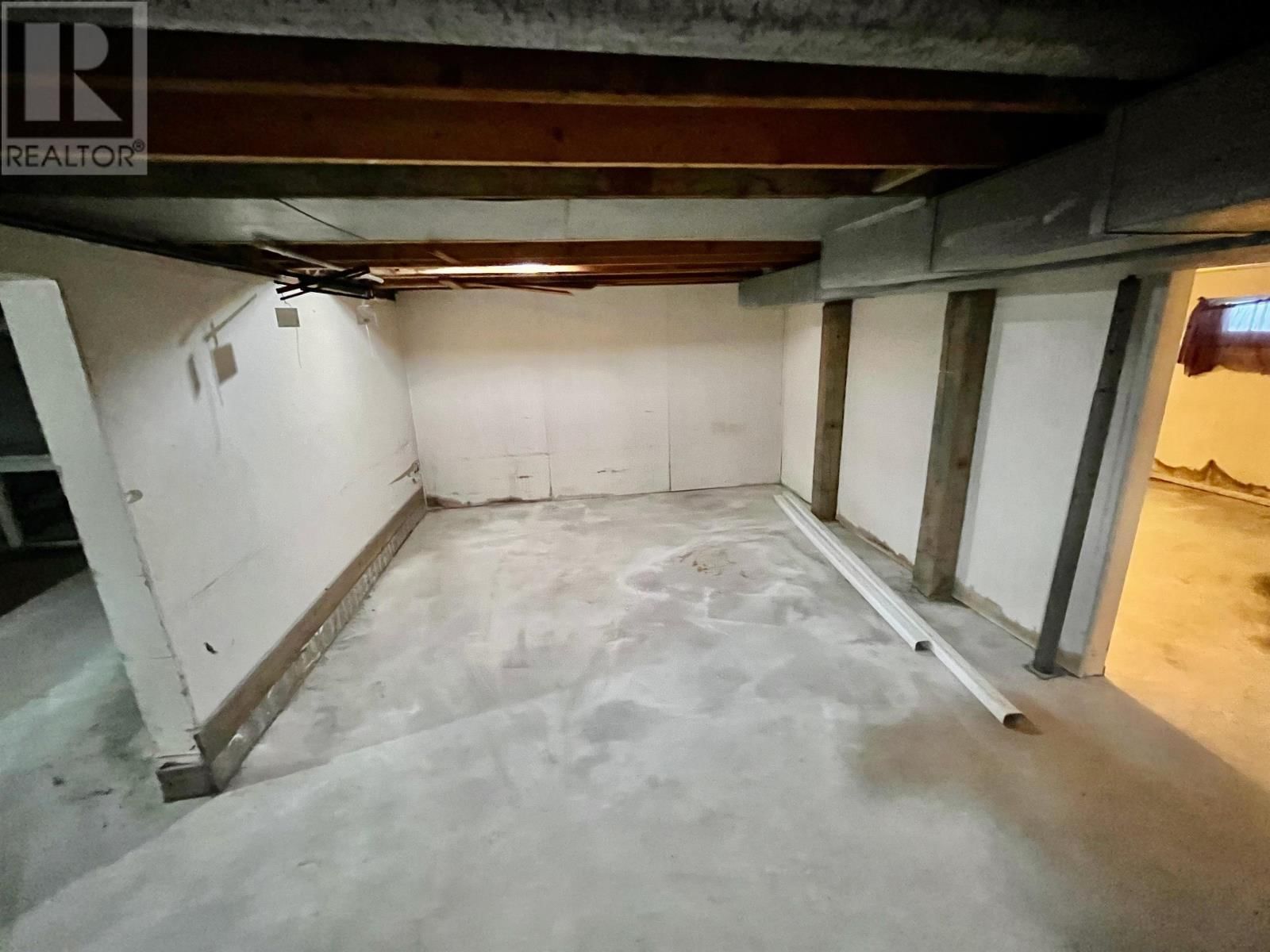 34 MACHIN AVE Image 22