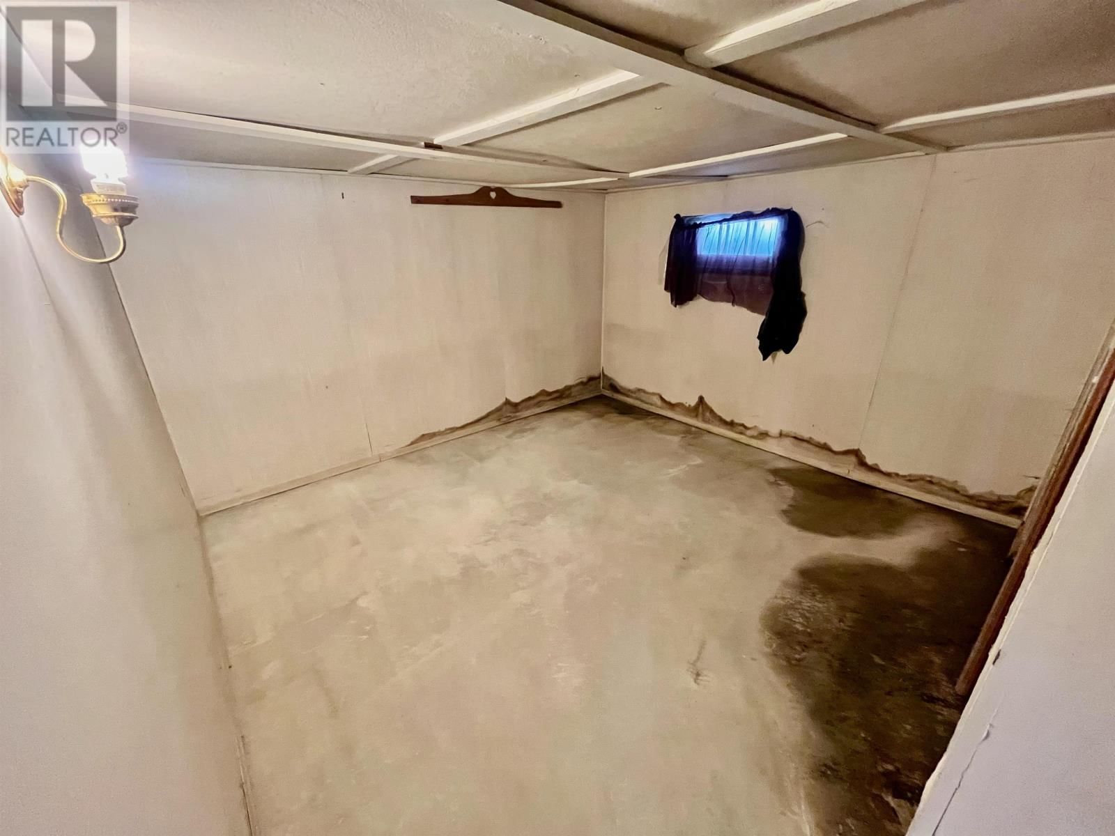 34 MACHIN AVE Image 24