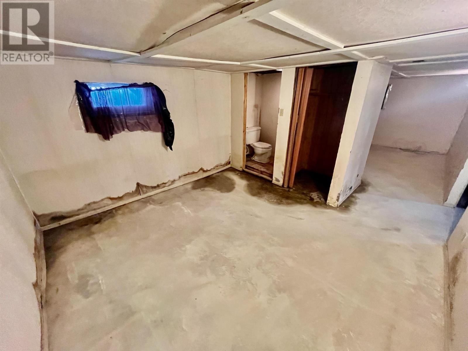 34 MACHIN AVE Image 25