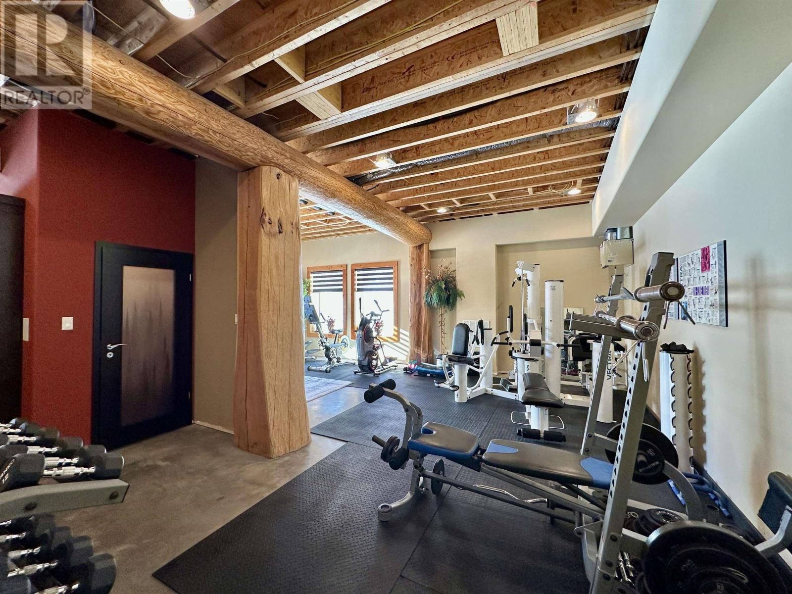 WINNIPEG RIVER - 76 MIDDLE LAKE Image 45