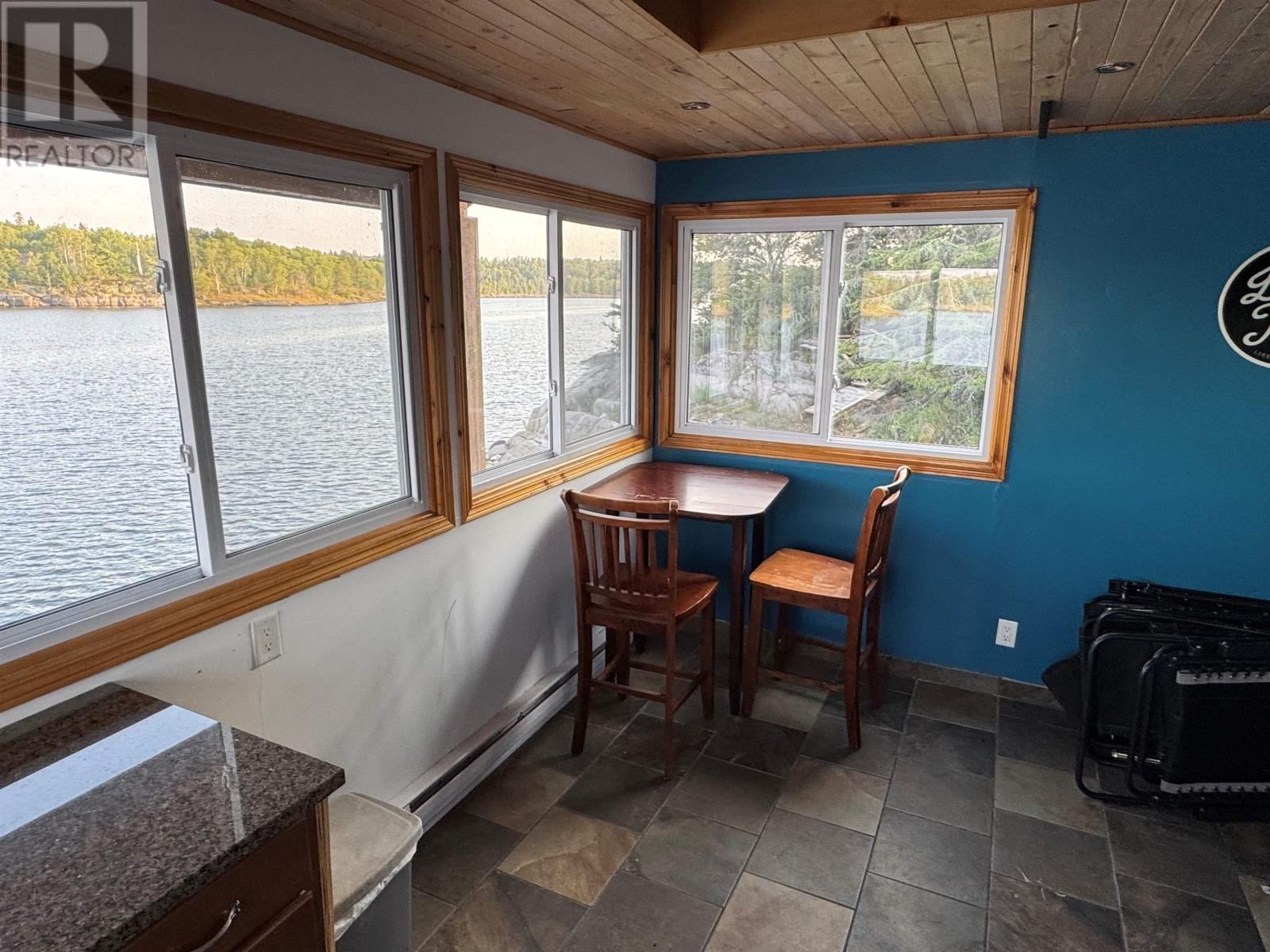 220D PHANTOM DR Image 46