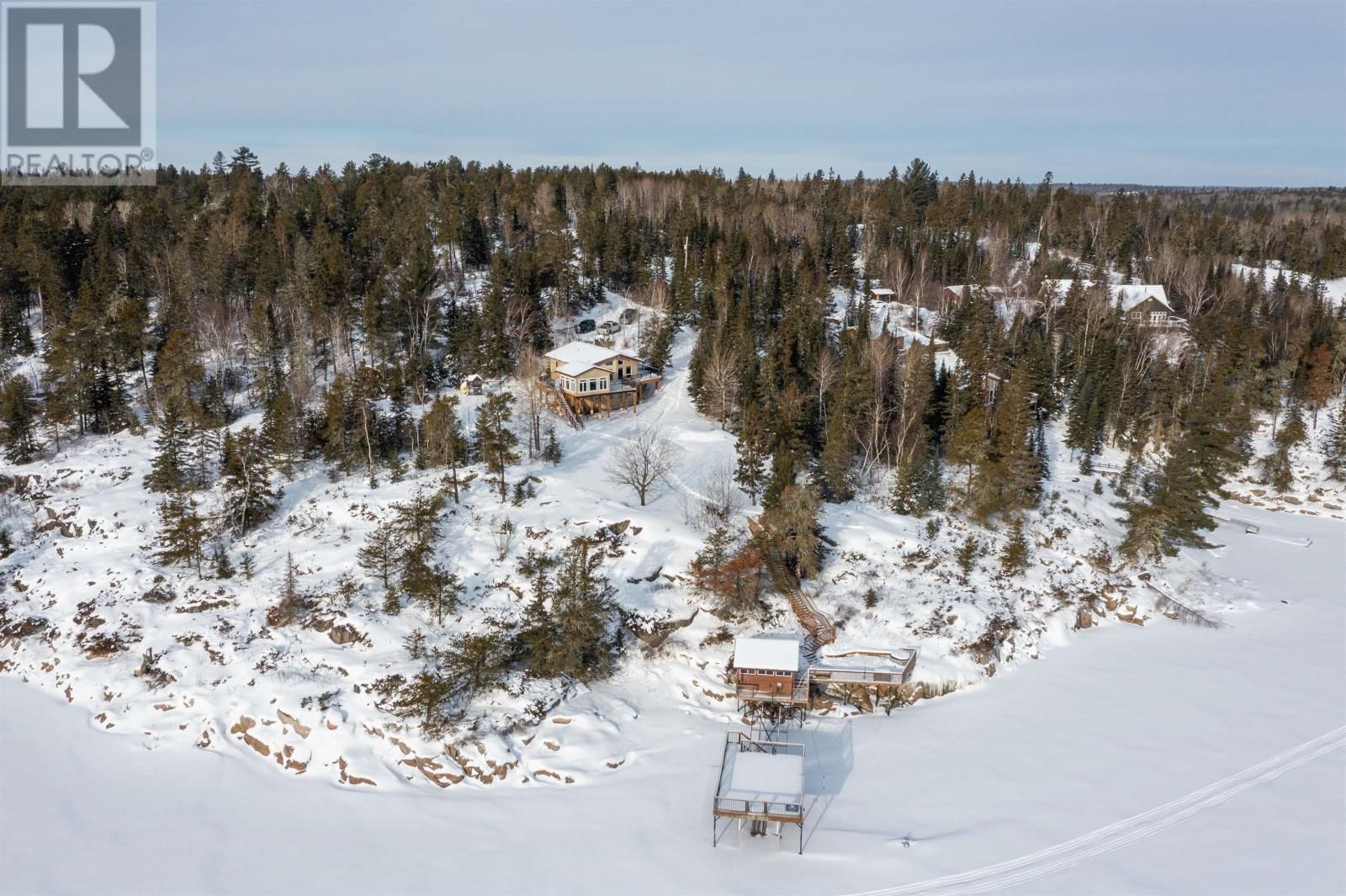 220D PHANTOM DR Image 8