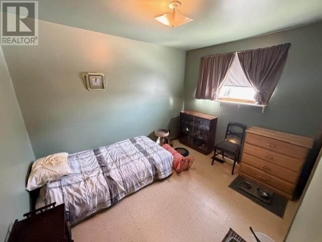 49 KENOGAMI AVE Image 10
