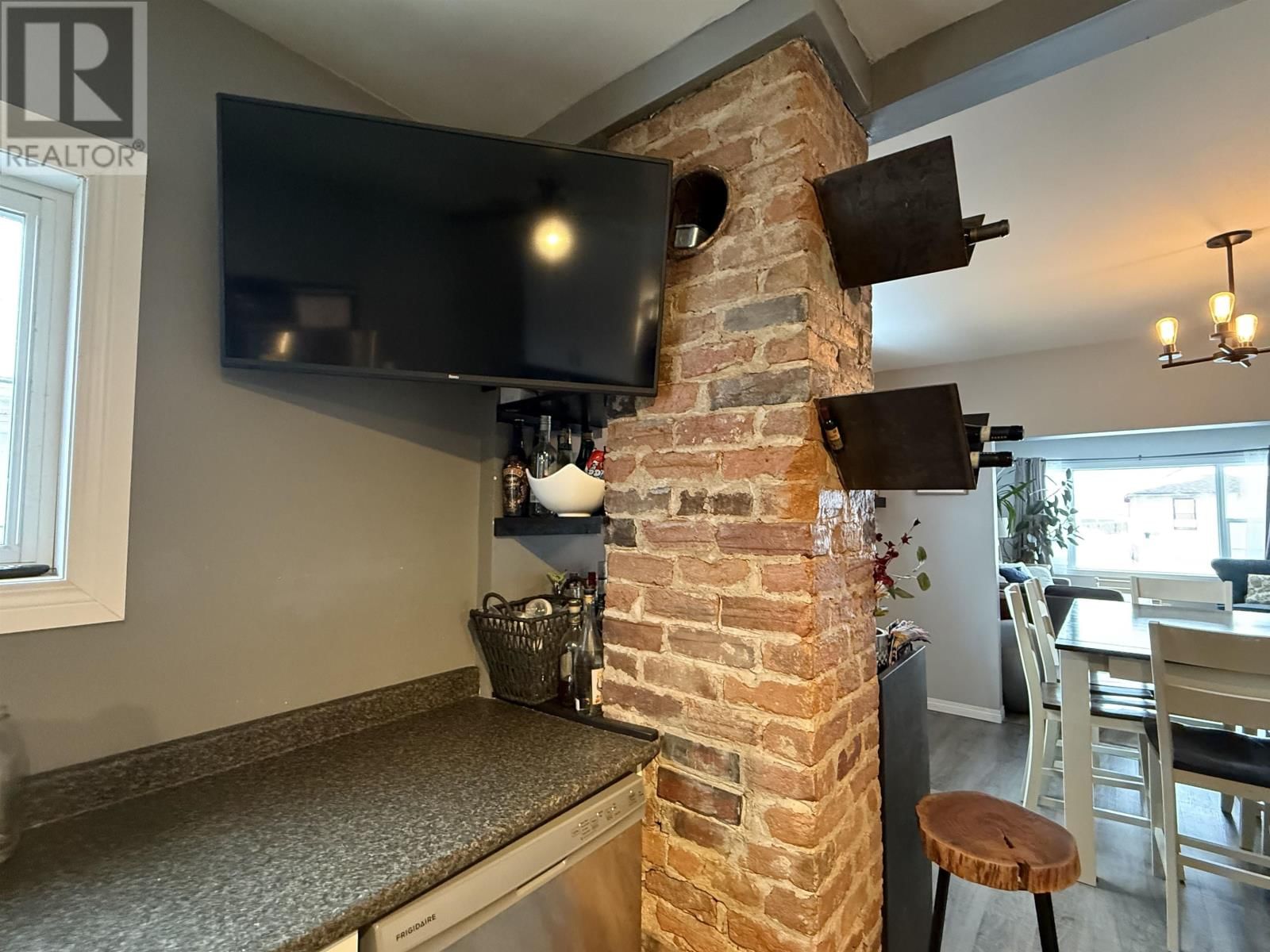 317 SPOFFORD STREET Image 11