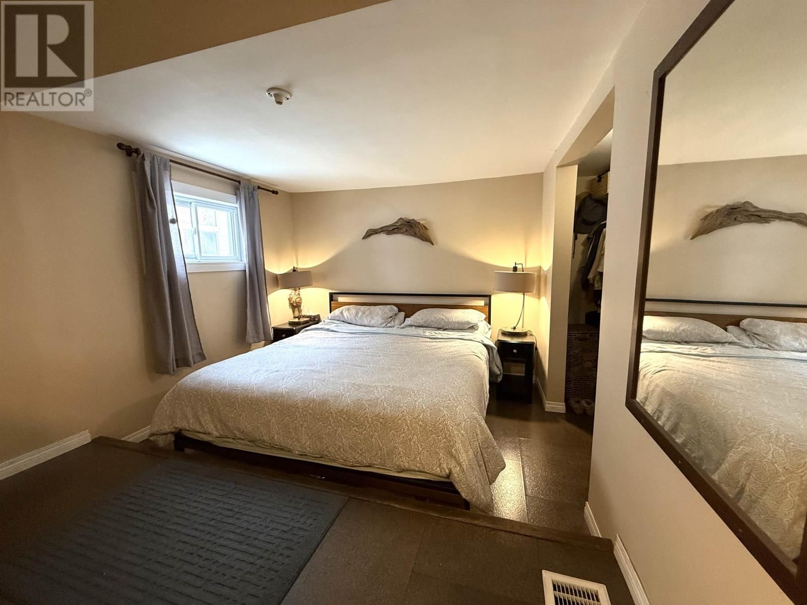 317 SPOFFORD STREET Image 13