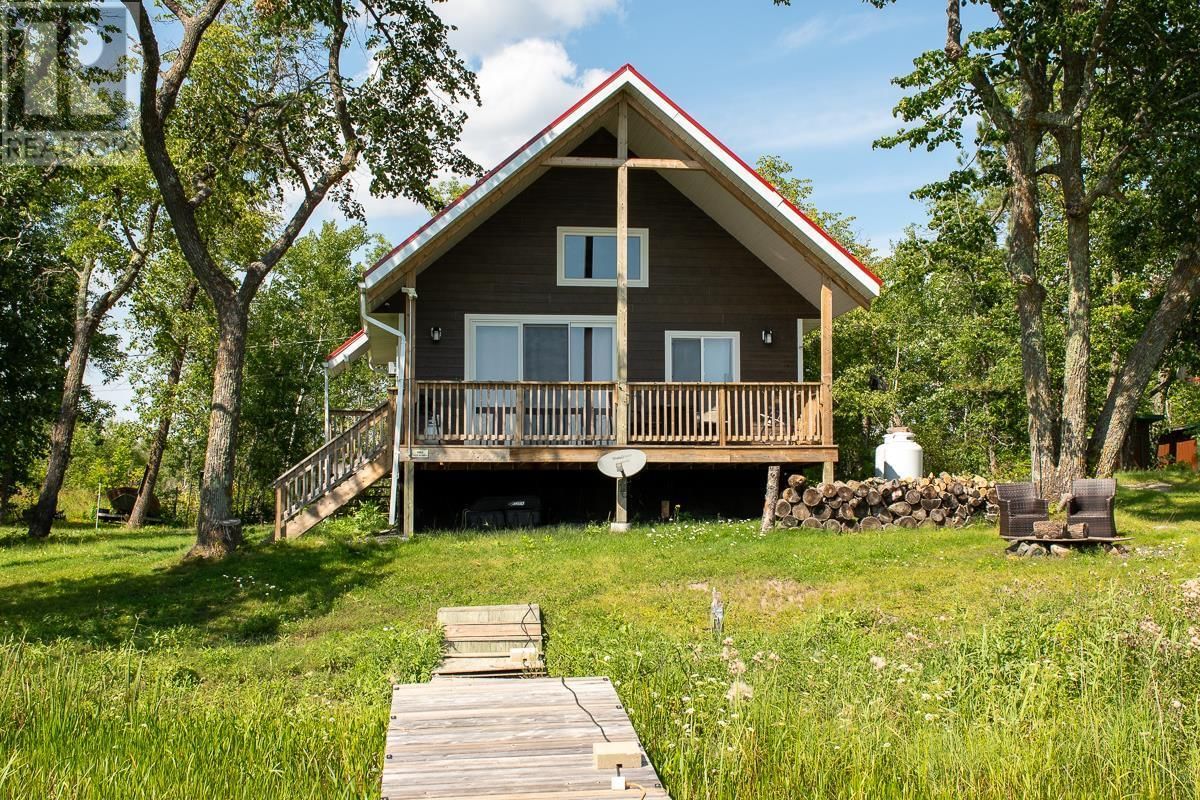 151 SHANGRI-LA ROAD Image 29