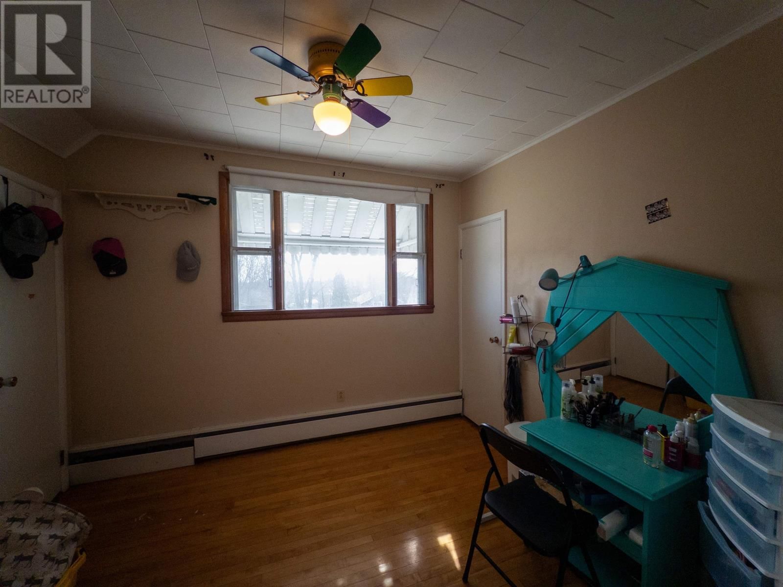 734 SECOND STREET Image 25