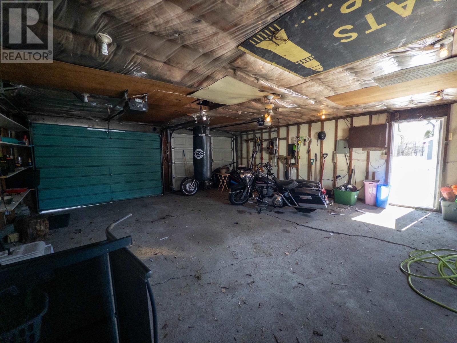 734 SECOND STREET Image 37