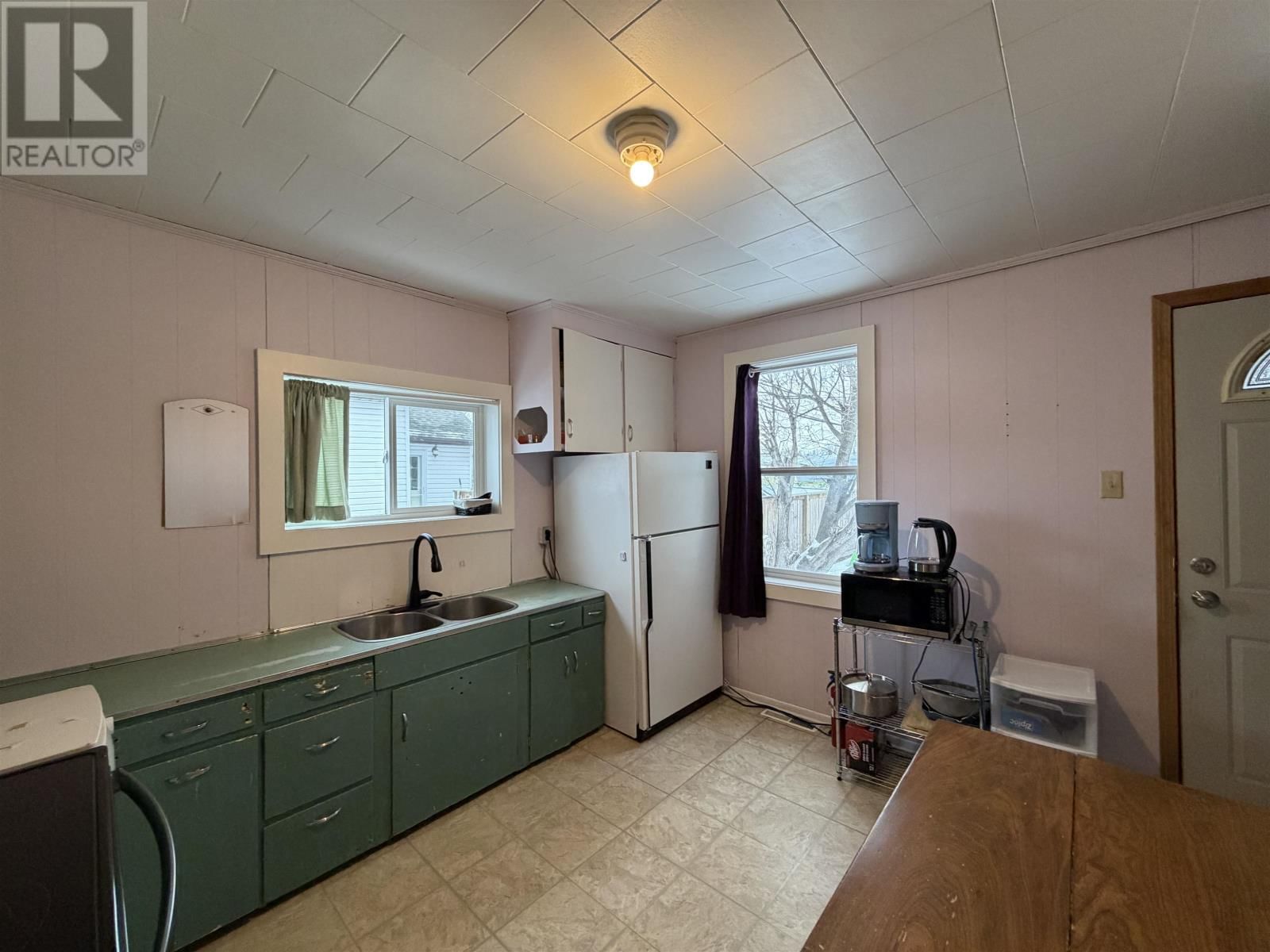 7 SEVENTH AVENUE SOUTH Image 6