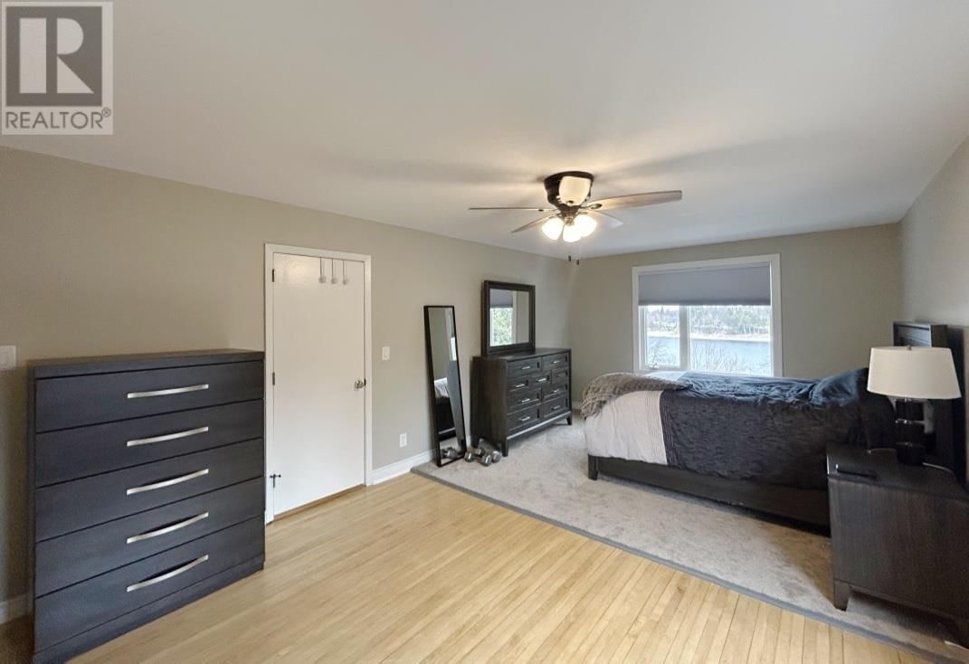 1115 RIVER ROAD Image 11