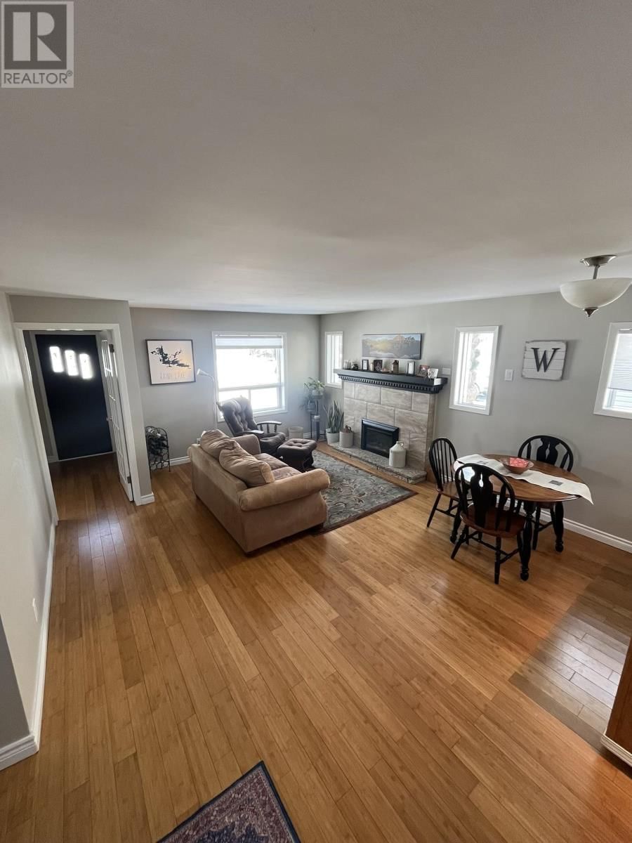 1115 RIVER ROAD Image 18