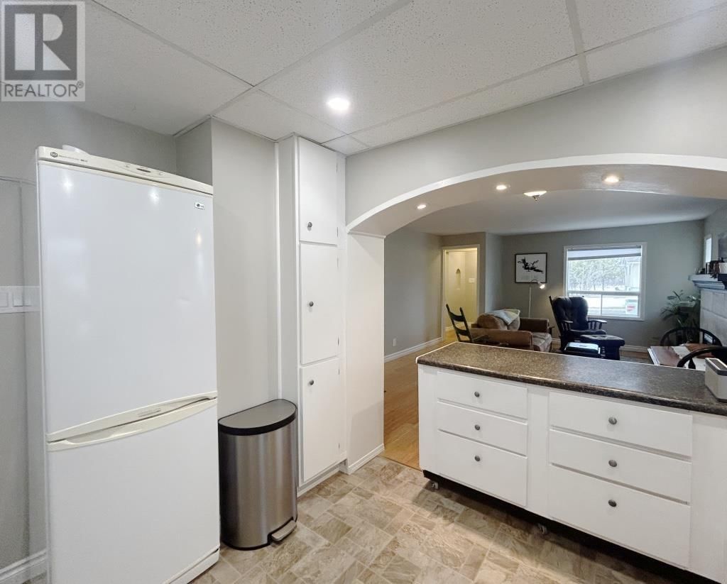 1115 RIVER ROAD Image 22