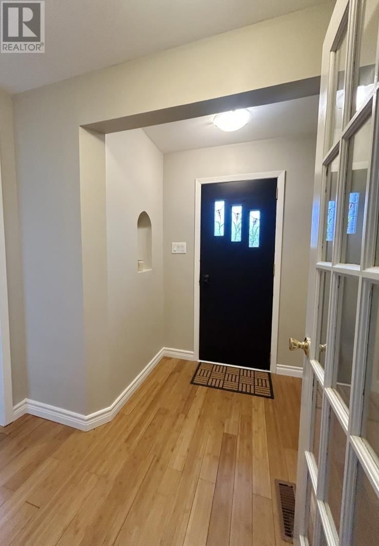 1115 RIVER ROAD Image 25