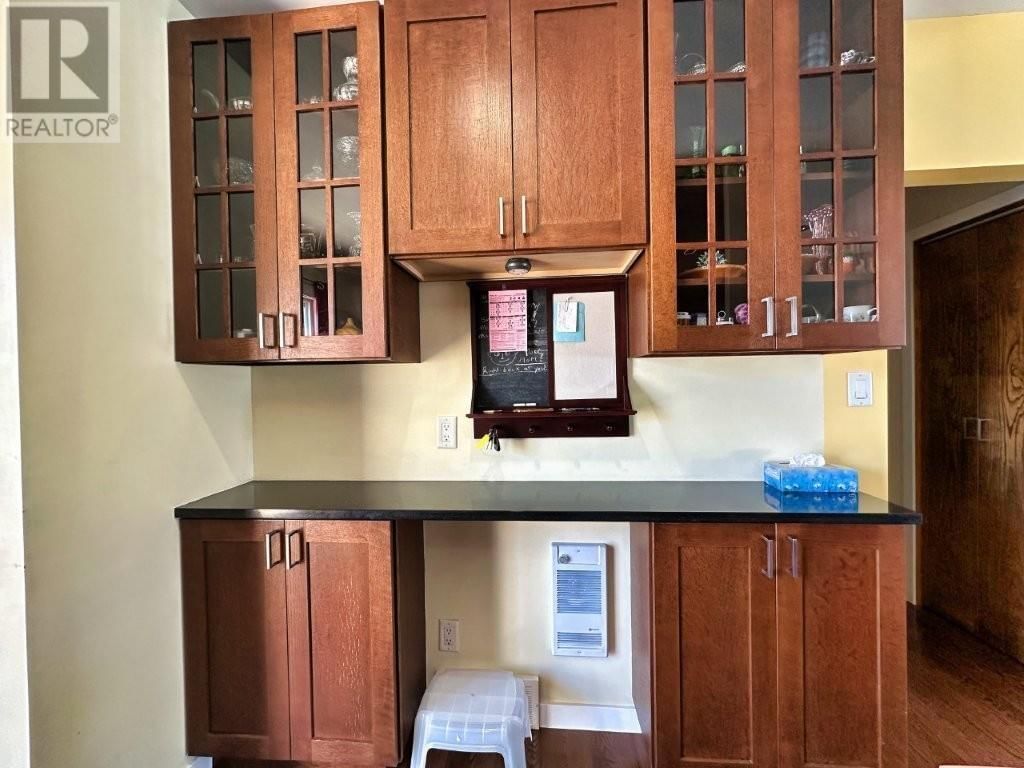 77 PROSPECT AVE Image 15