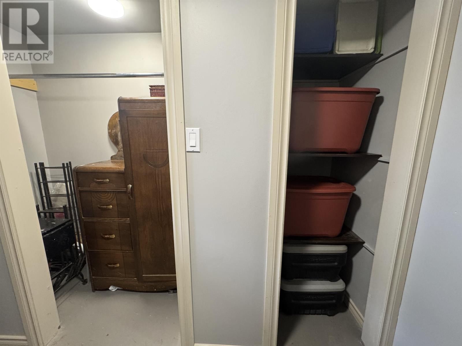 5 FALCON DR Image 29