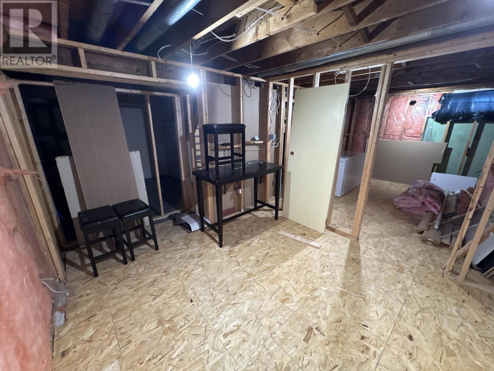 324 FREDERICA ST. Image 43