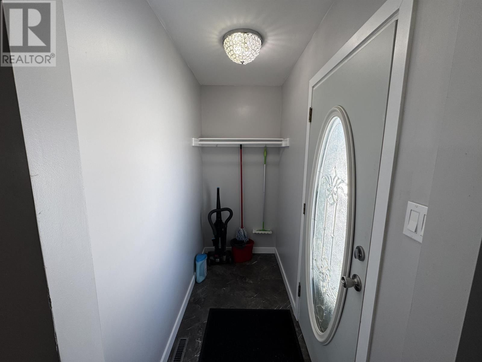 324 FREDERICA ST. Image 7