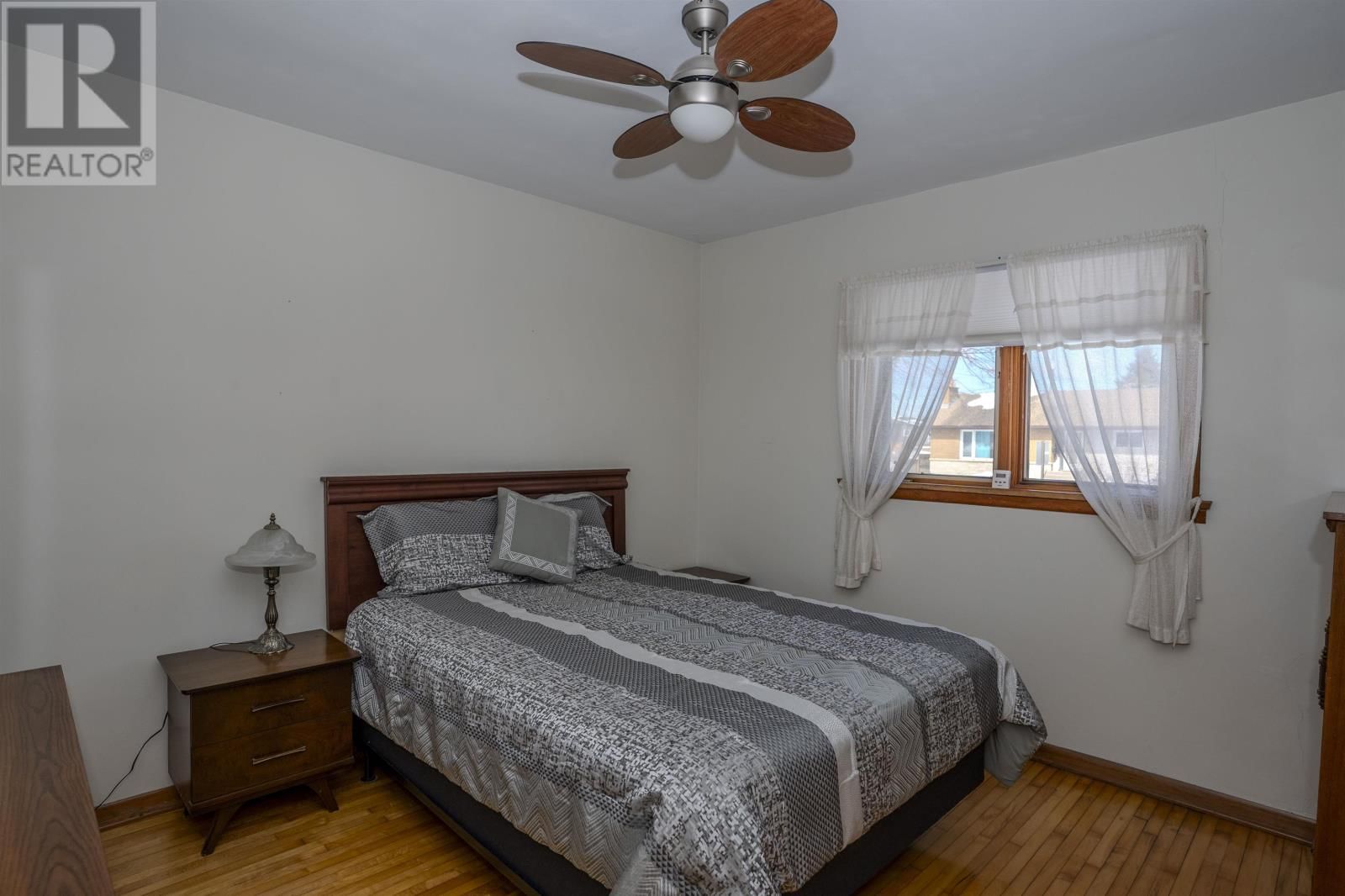 1618 FREDERICA ST Image 25