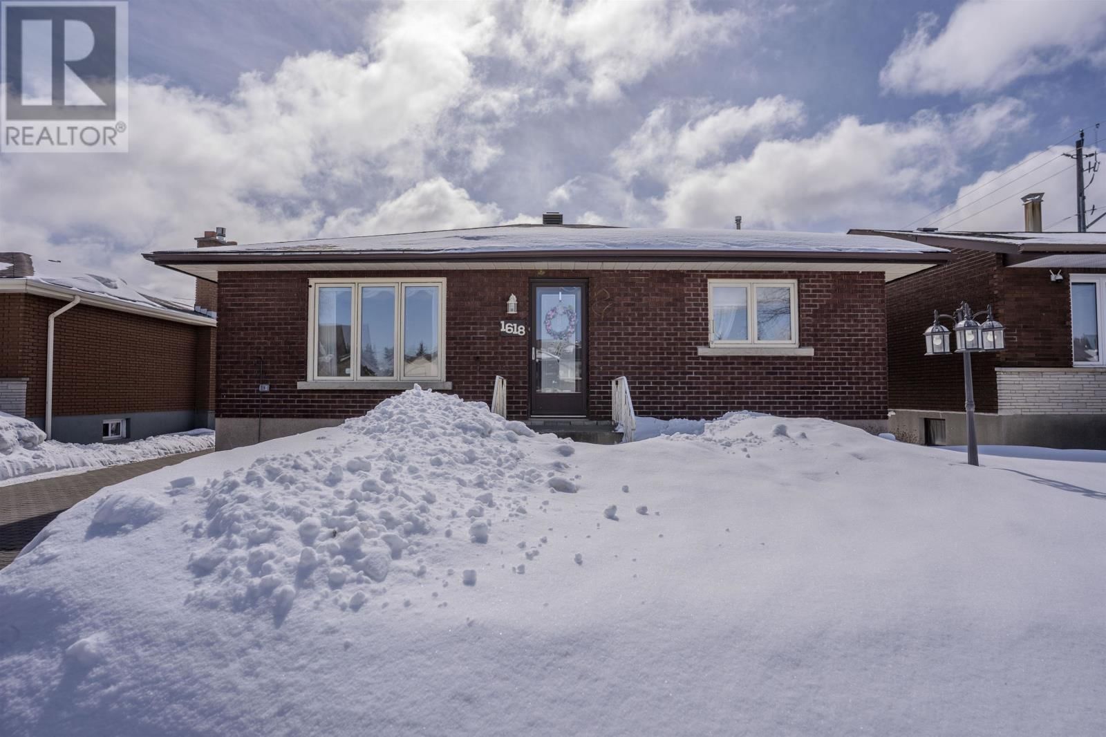 1618 FREDERICA ST Image 47