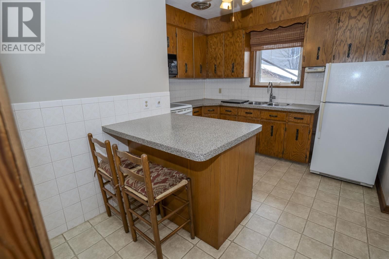 1618 FREDERICA ST Image 5