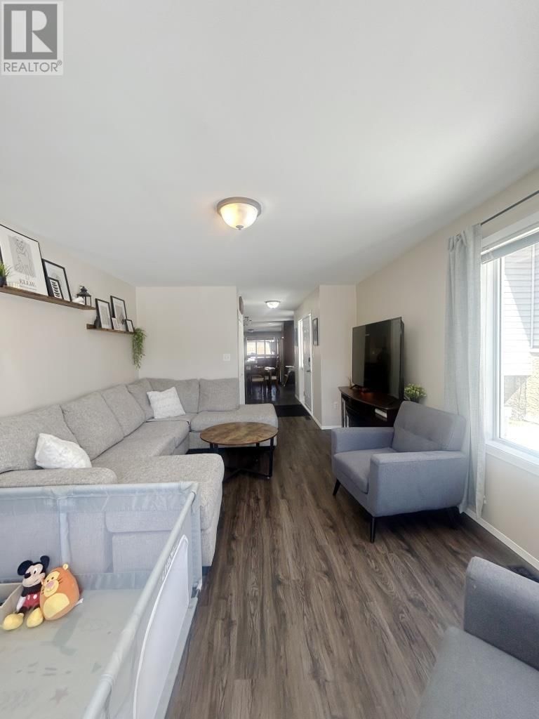 414 THIRD STREET Image 10